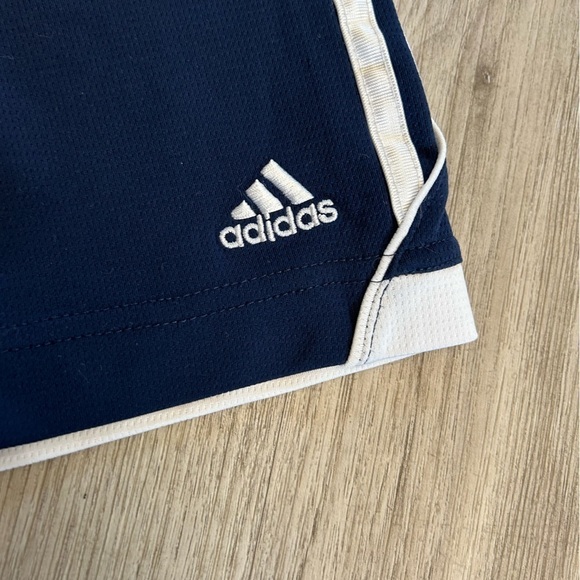 ADIDAS boys size 7X athletic gym running sorts. Like new condition. Navy/white. - Picture 2 of 4